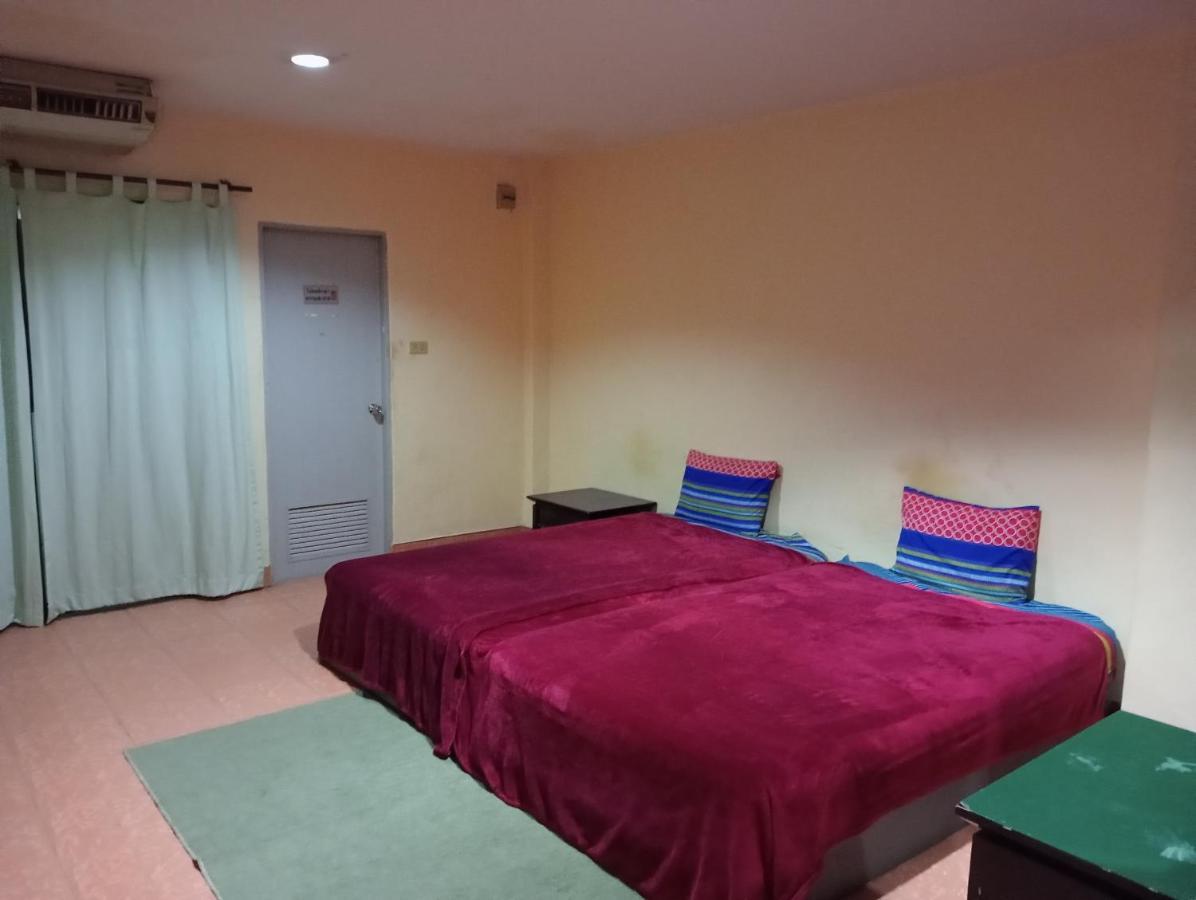 Julee Hotel Thai Smile Group Pattaya Bagian luar foto